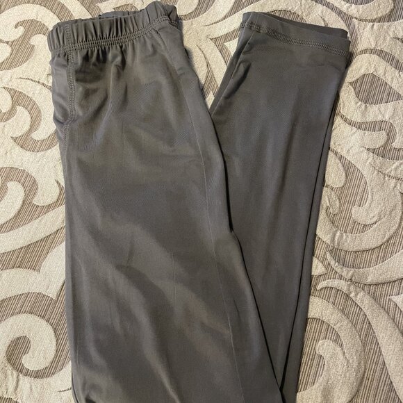 ClimateSmart Boys' Comfortech Poly 2pc Base Layer Set Gray Size Medium EUC - Picture 8 of 8